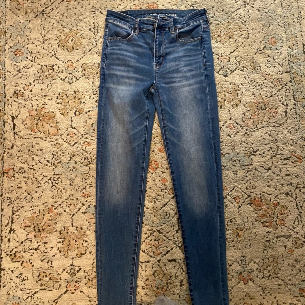 hardly worn american eagle jeans